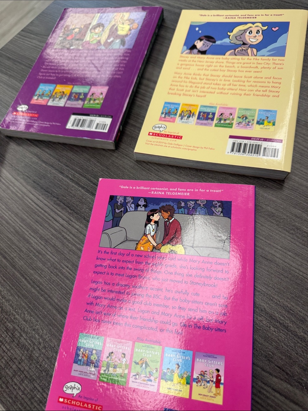 Scholastic Baby-Sitters Club Graphic Novels - set of 3 - Picture 3 of 3